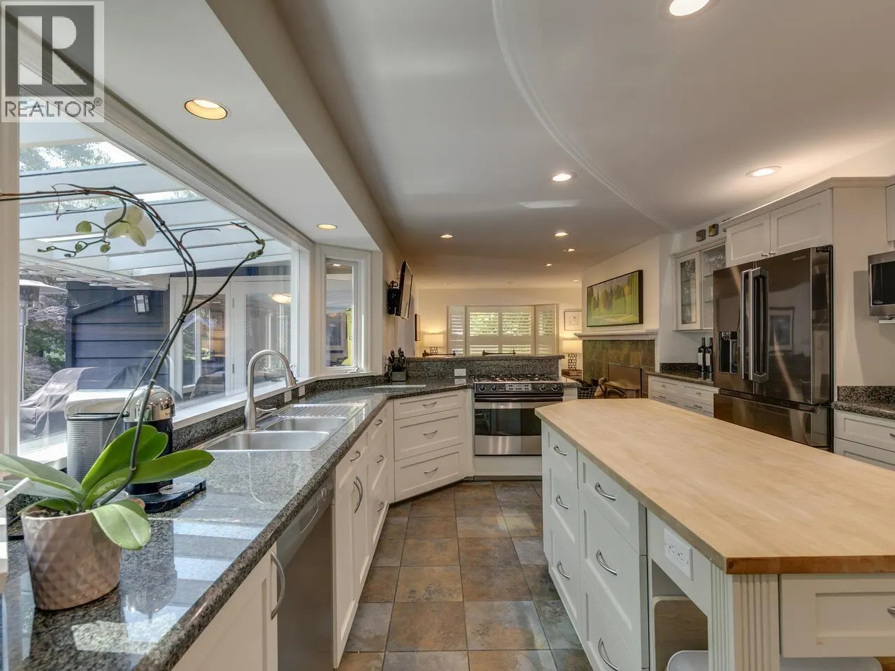 3308 FAIRMONT ROAD