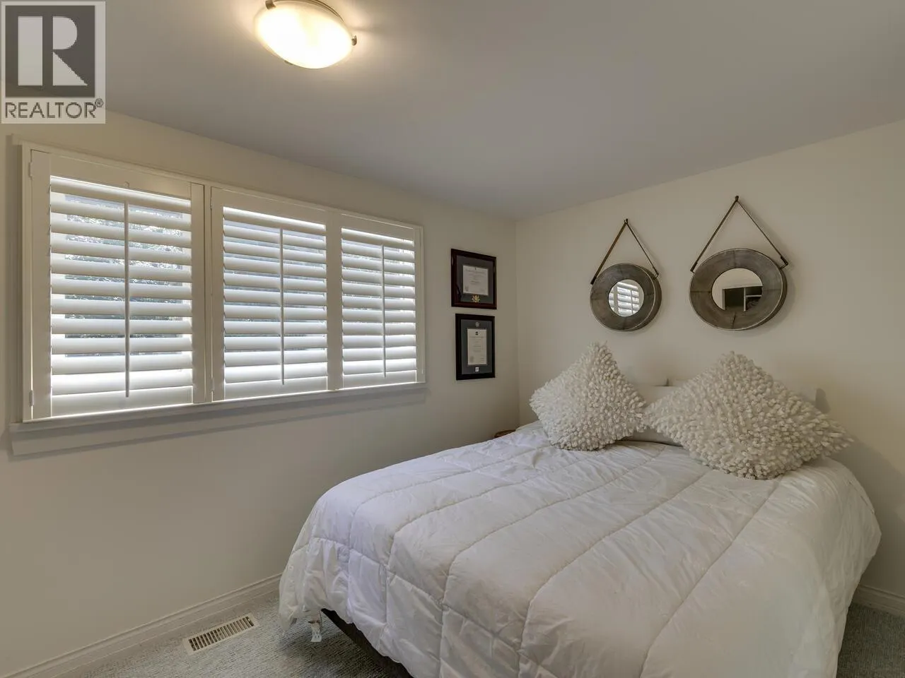 3308 FAIRMONT ROAD