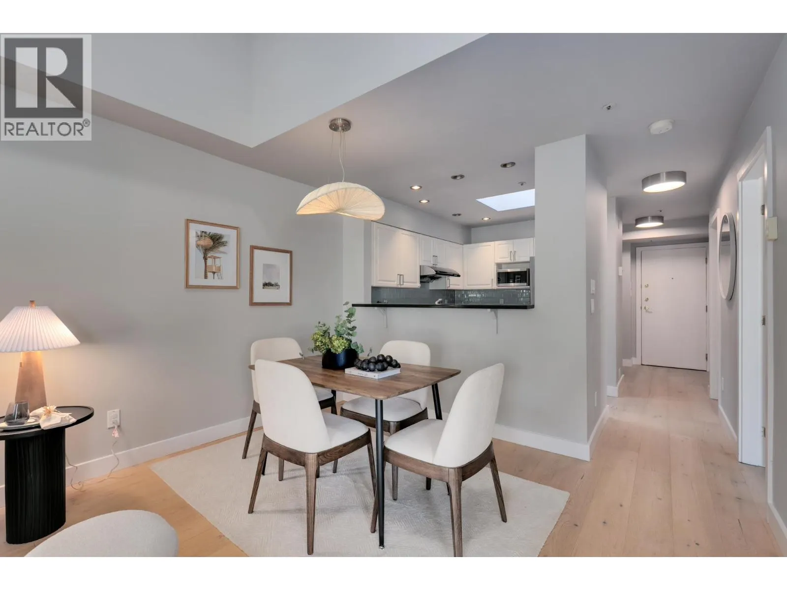 401 3480 MAIN STREET