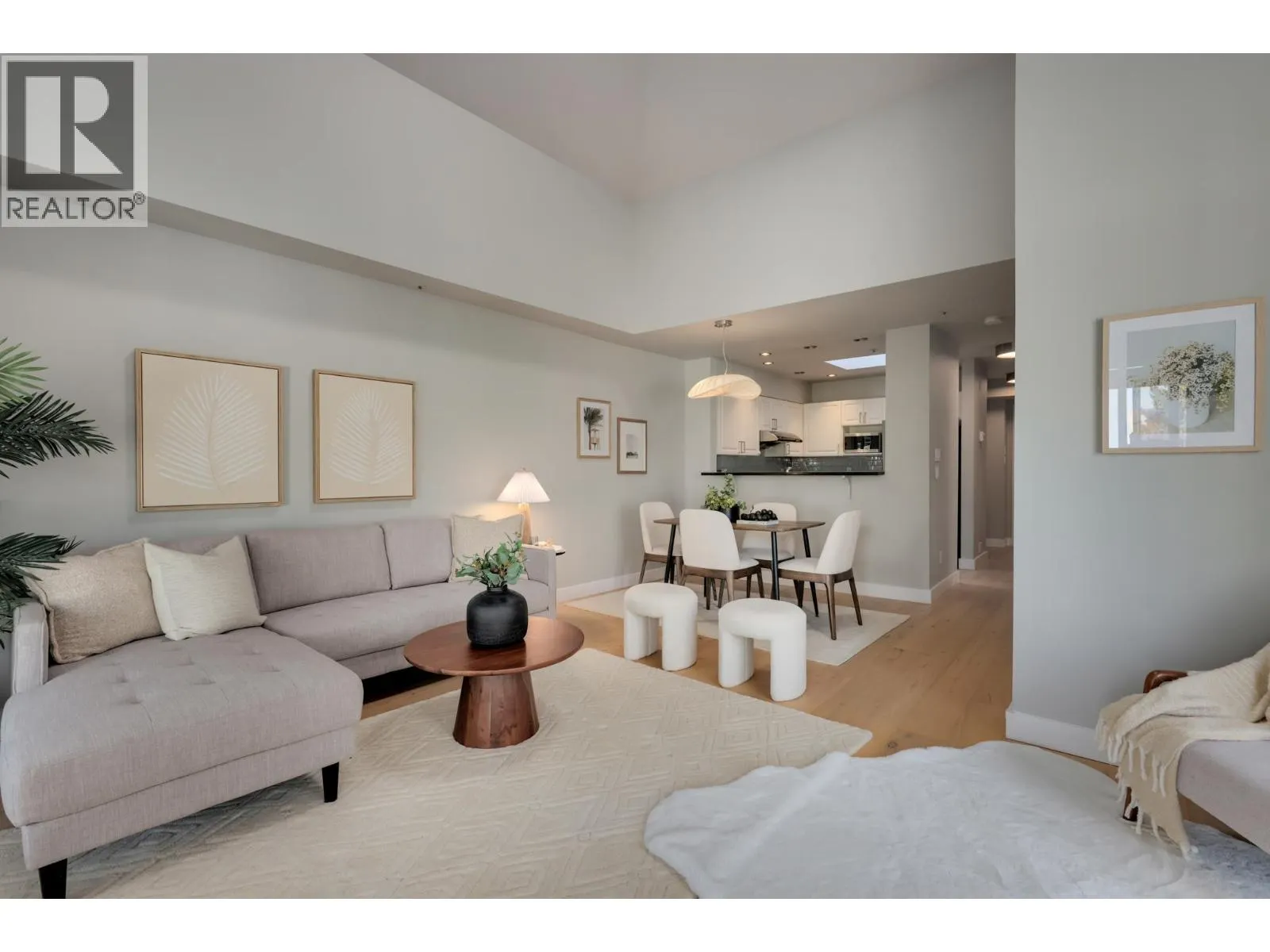 401 3480 MAIN STREET