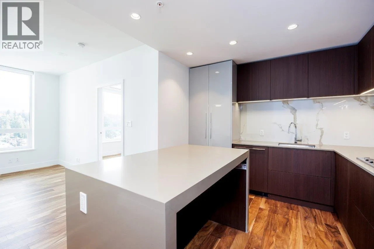 1008 1632 LIONS GATE LANE