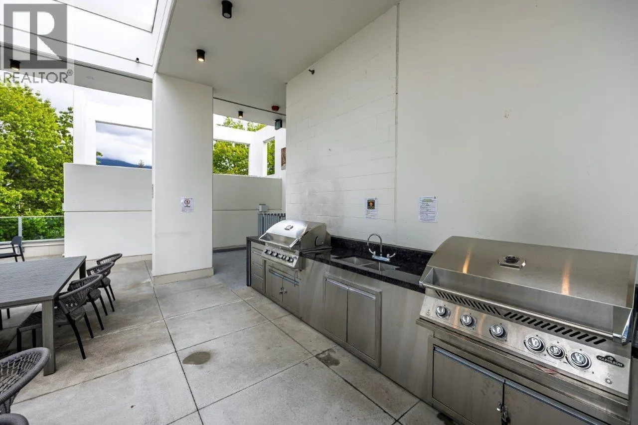 1008 1632 LIONS GATE LANE