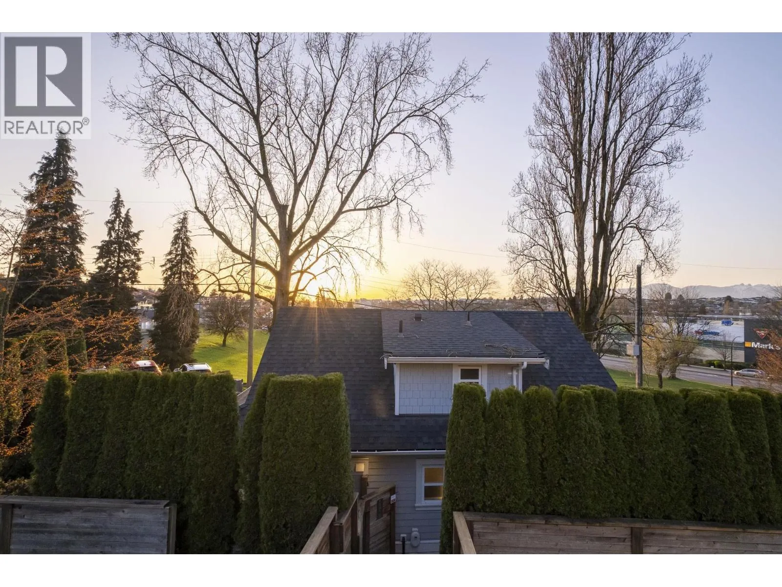 3217 MATAPAN CRESCENT