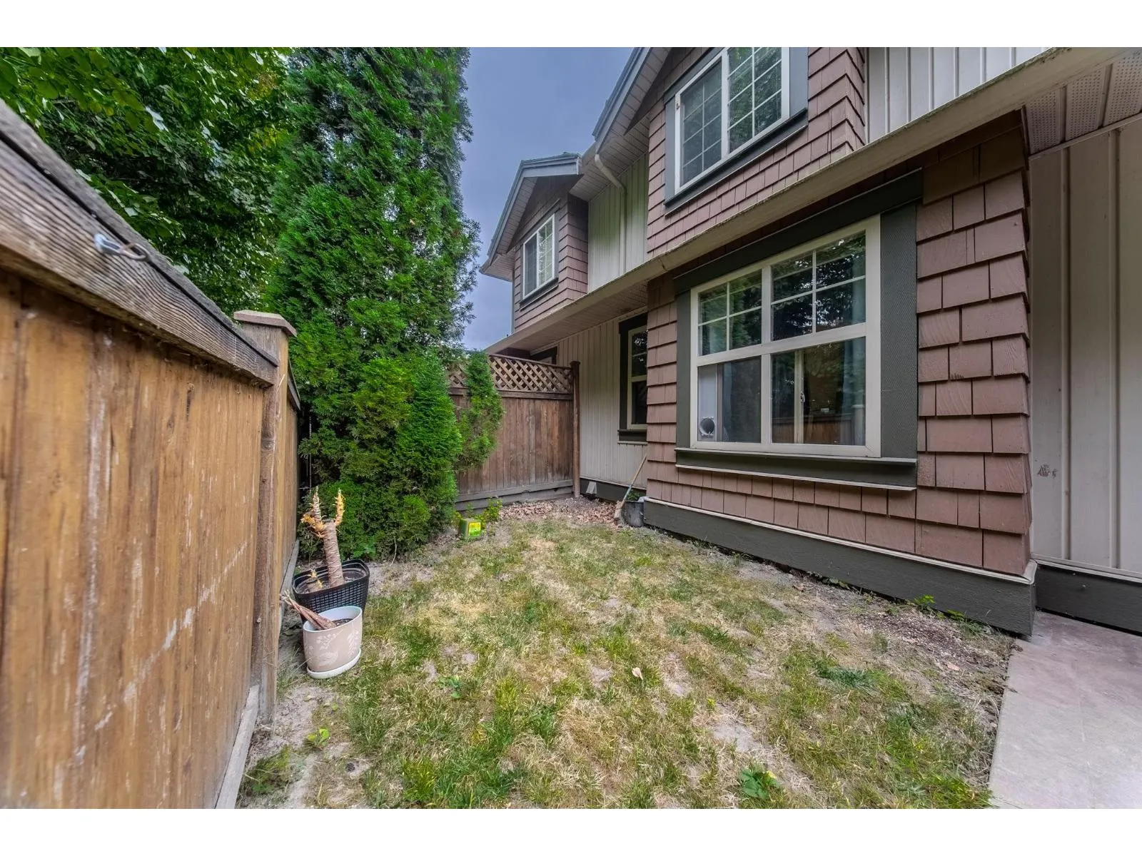 68 6887 SHEFFIELD WAY|Sardis East Vedder