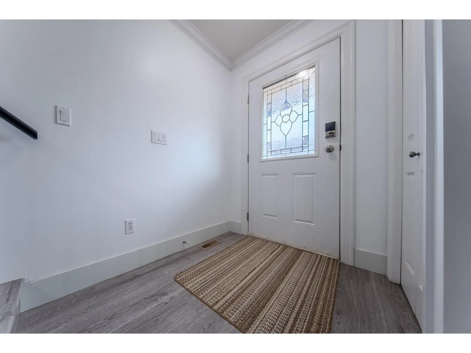 68 6887 SHEFFIELD WAY|Sardis East Vedder