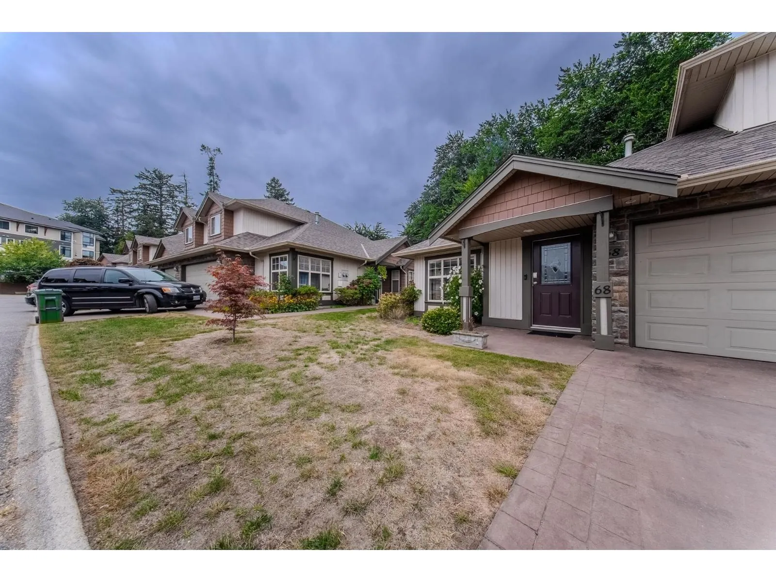 68 6887 SHEFFIELD WAY|Sardis East Vedder