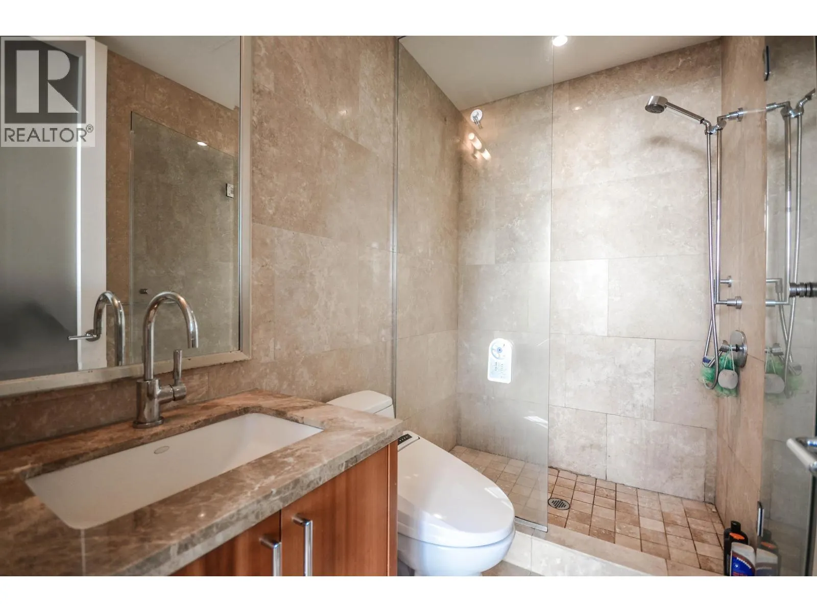 103 2235 TWIN CREEK PLACE
