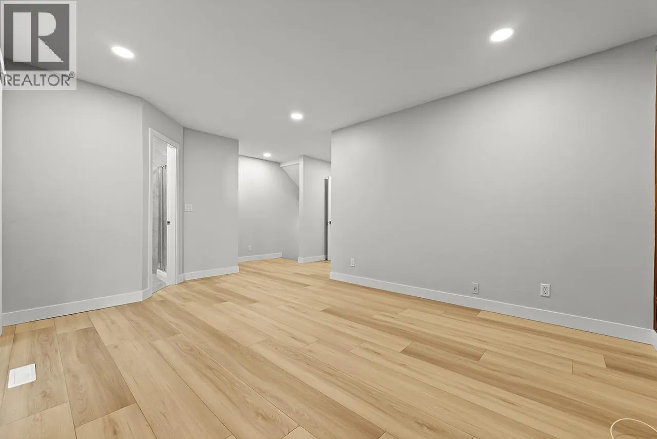 3055 ROTHBURY PLACE