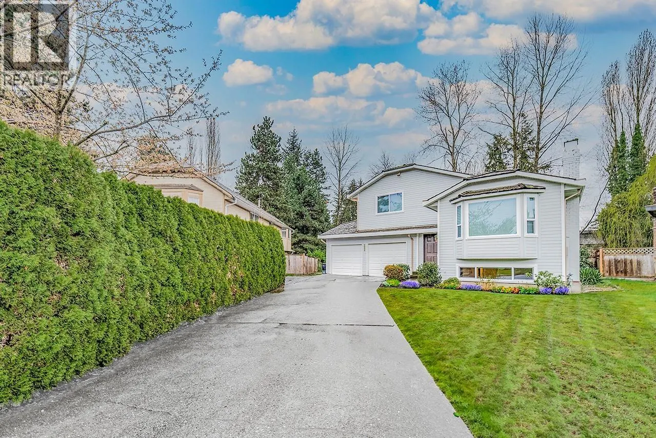 3055 ROTHBURY PLACE