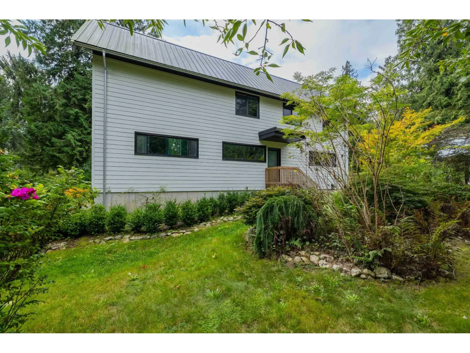 43685 LOUGHEED HIGHWAY