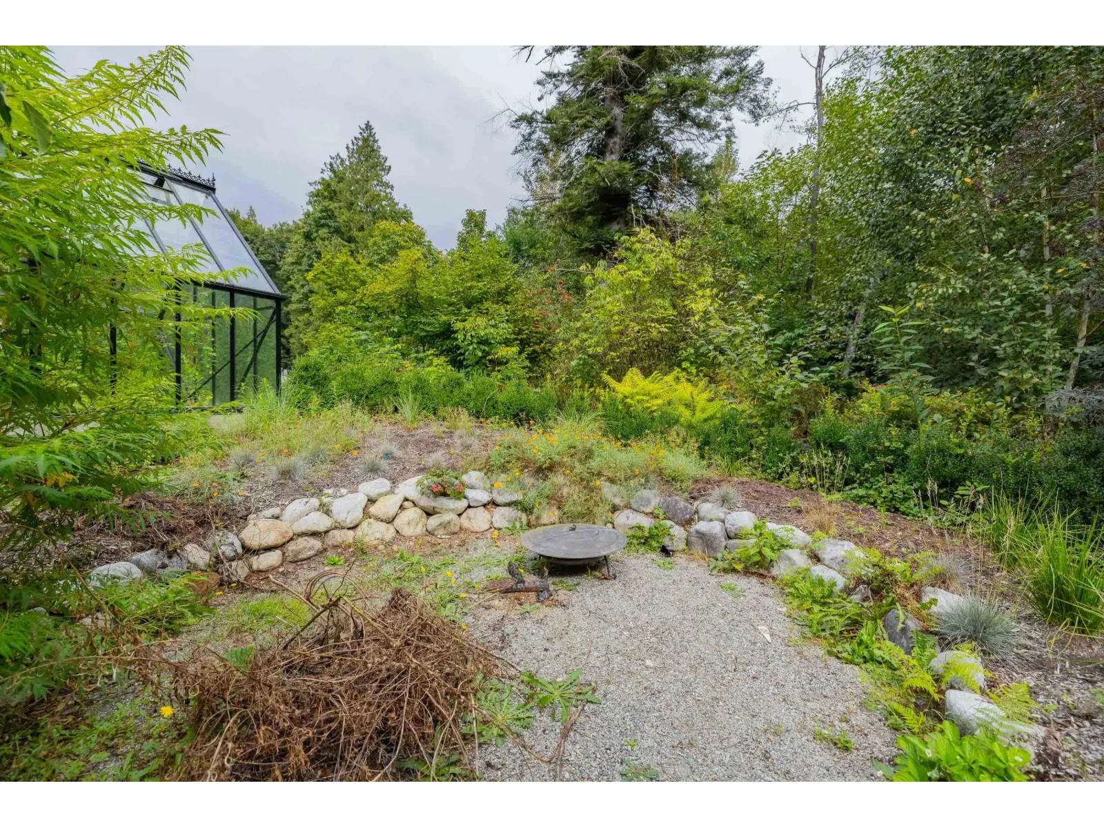 43685 LOUGHEED HIGHWAY