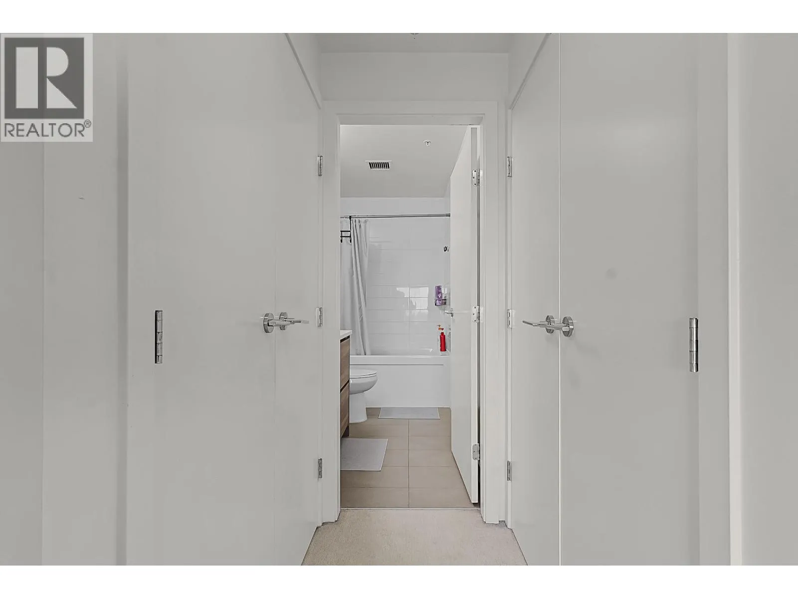 1006 8850 UNIVERSITY CRESCENT