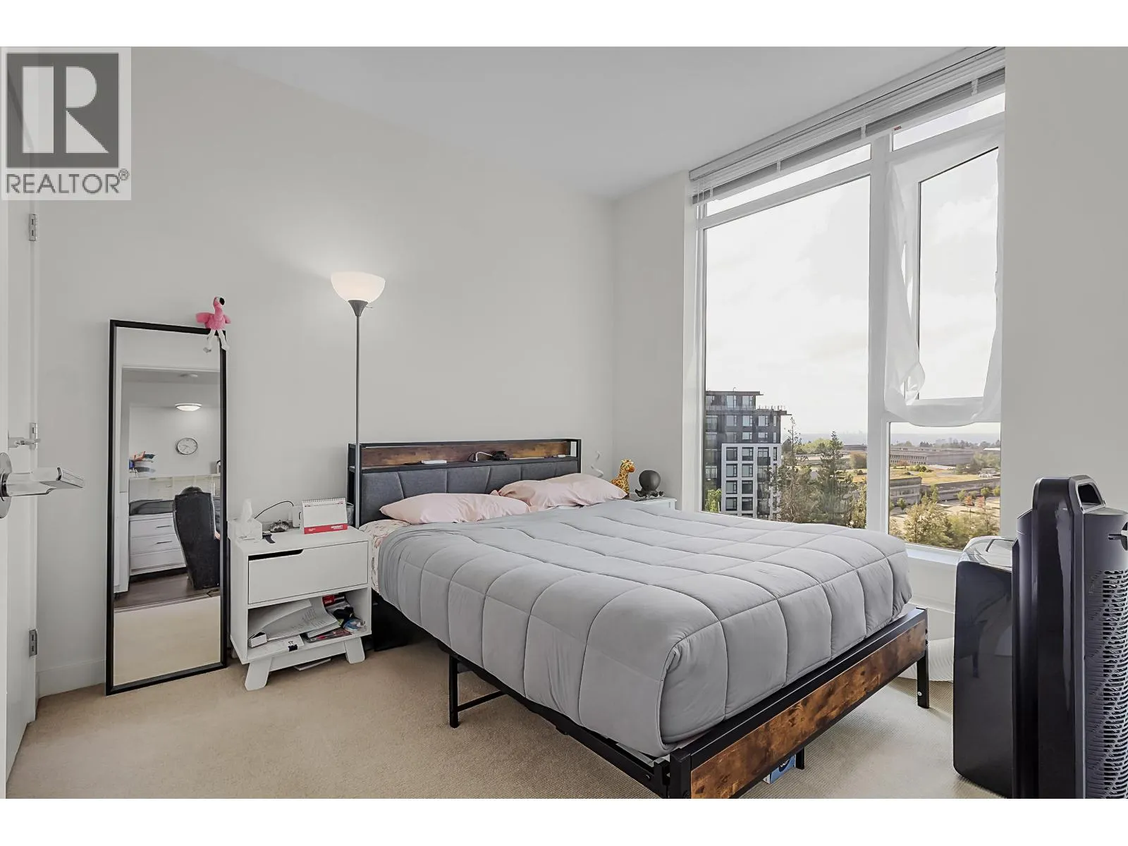 1006 8850 UNIVERSITY CRESCENT