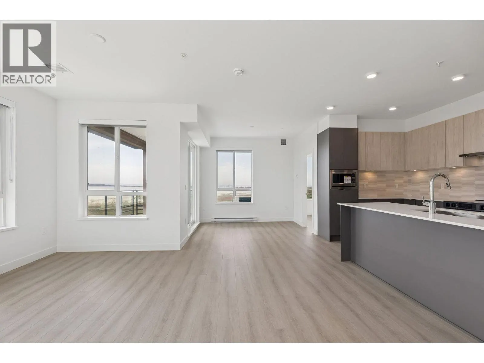 5XX 2463 RABBIT DRIVE