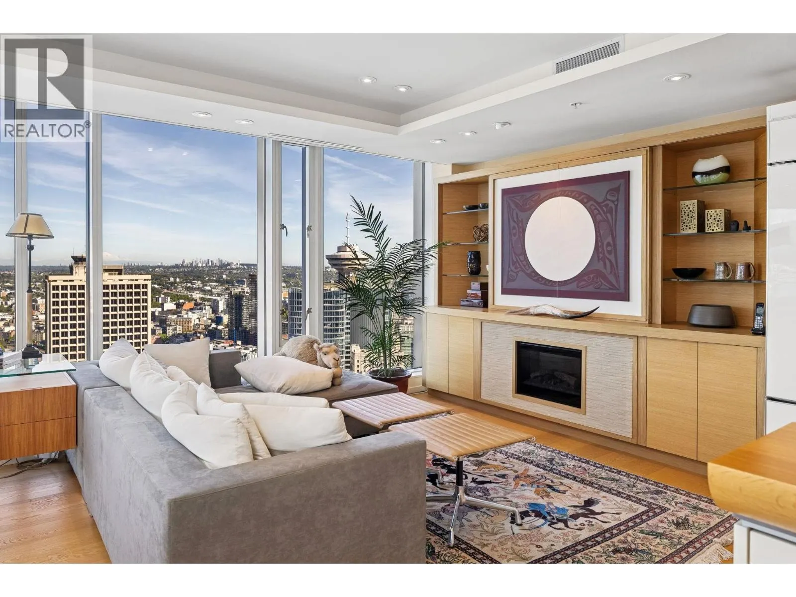 4501 1011 W CORDOVA STREET