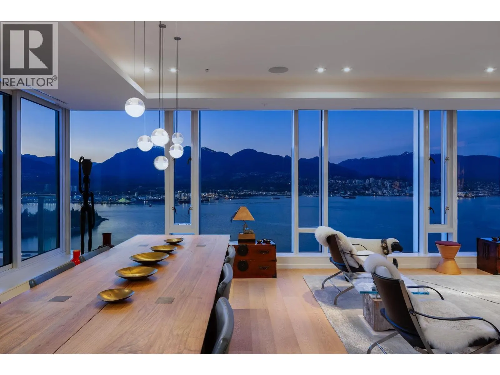 4501 1011 W CORDOVA STREET