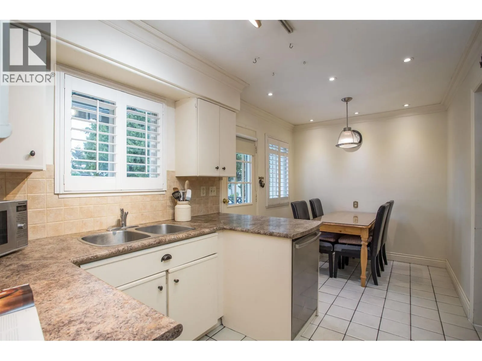 10811 SEAHURST PLACE