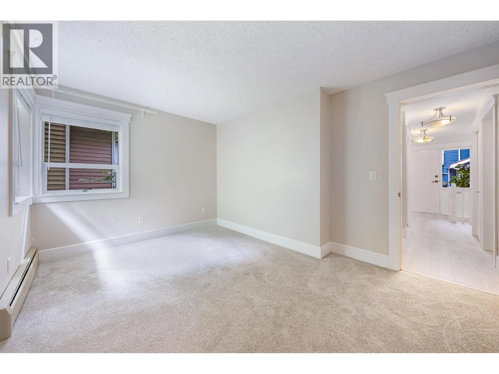 37 9000 ASH GROVE CRESCENT
