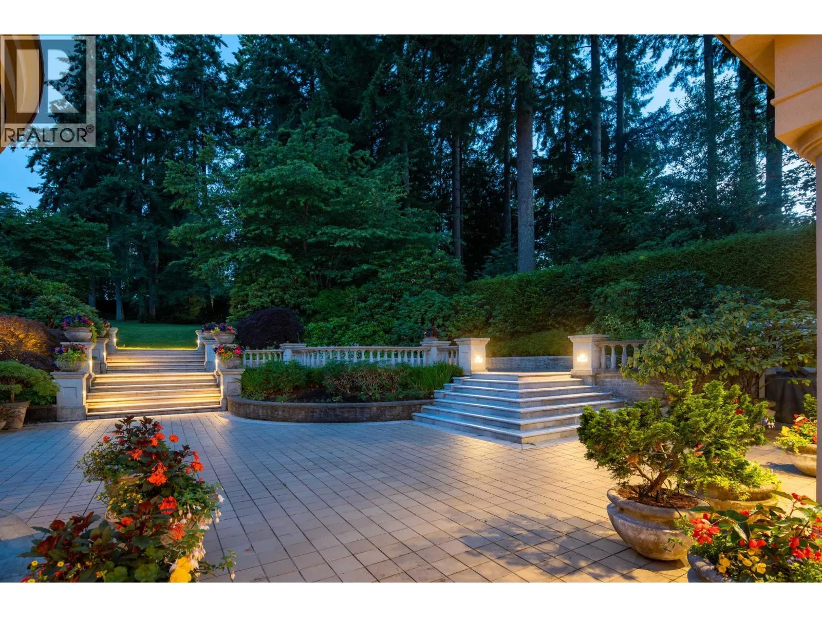 4778 DRUMMOND DRIVE