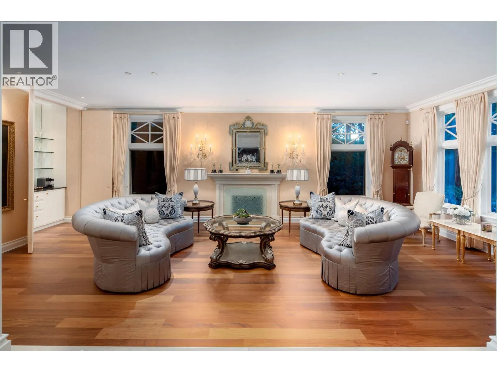 4778 DRUMMOND DRIVE