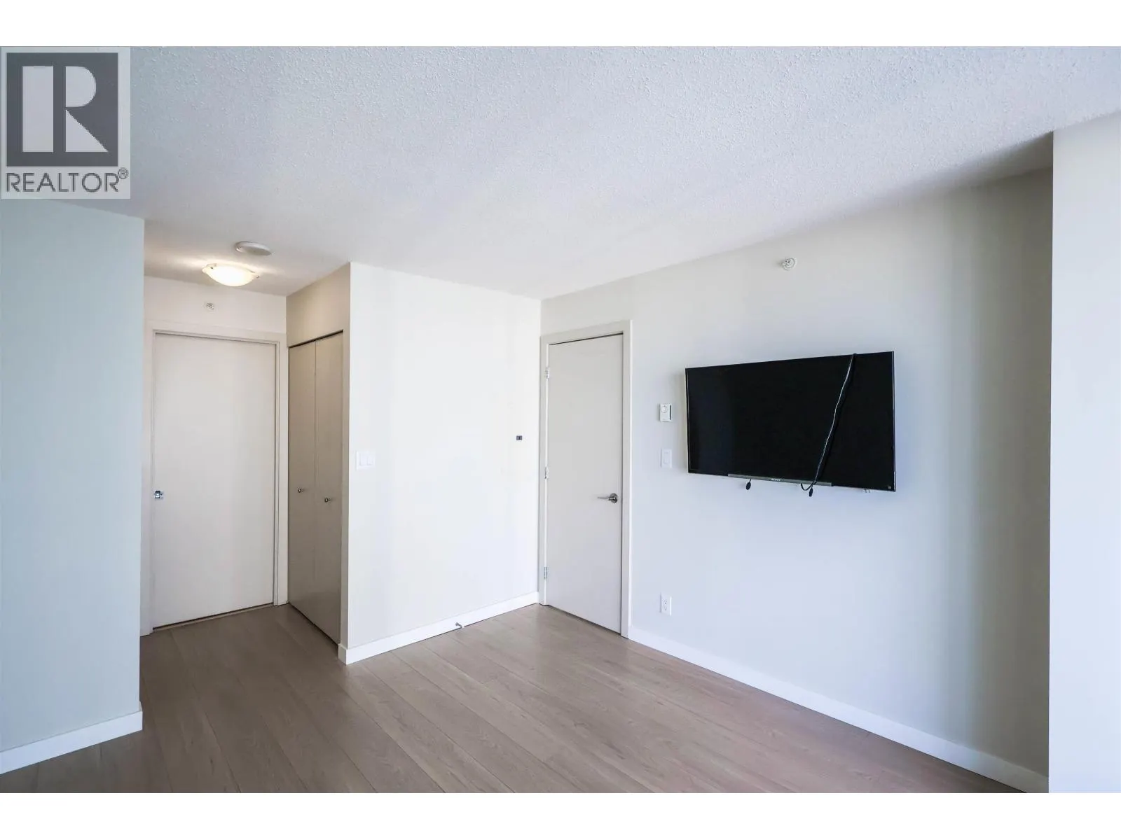 1202 3111 CORVETTE WAY