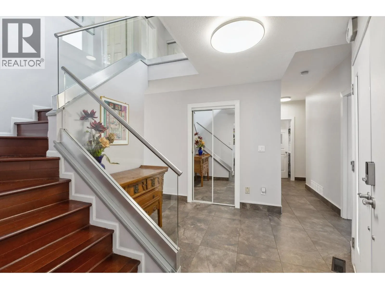 1501 OSTLER COURT