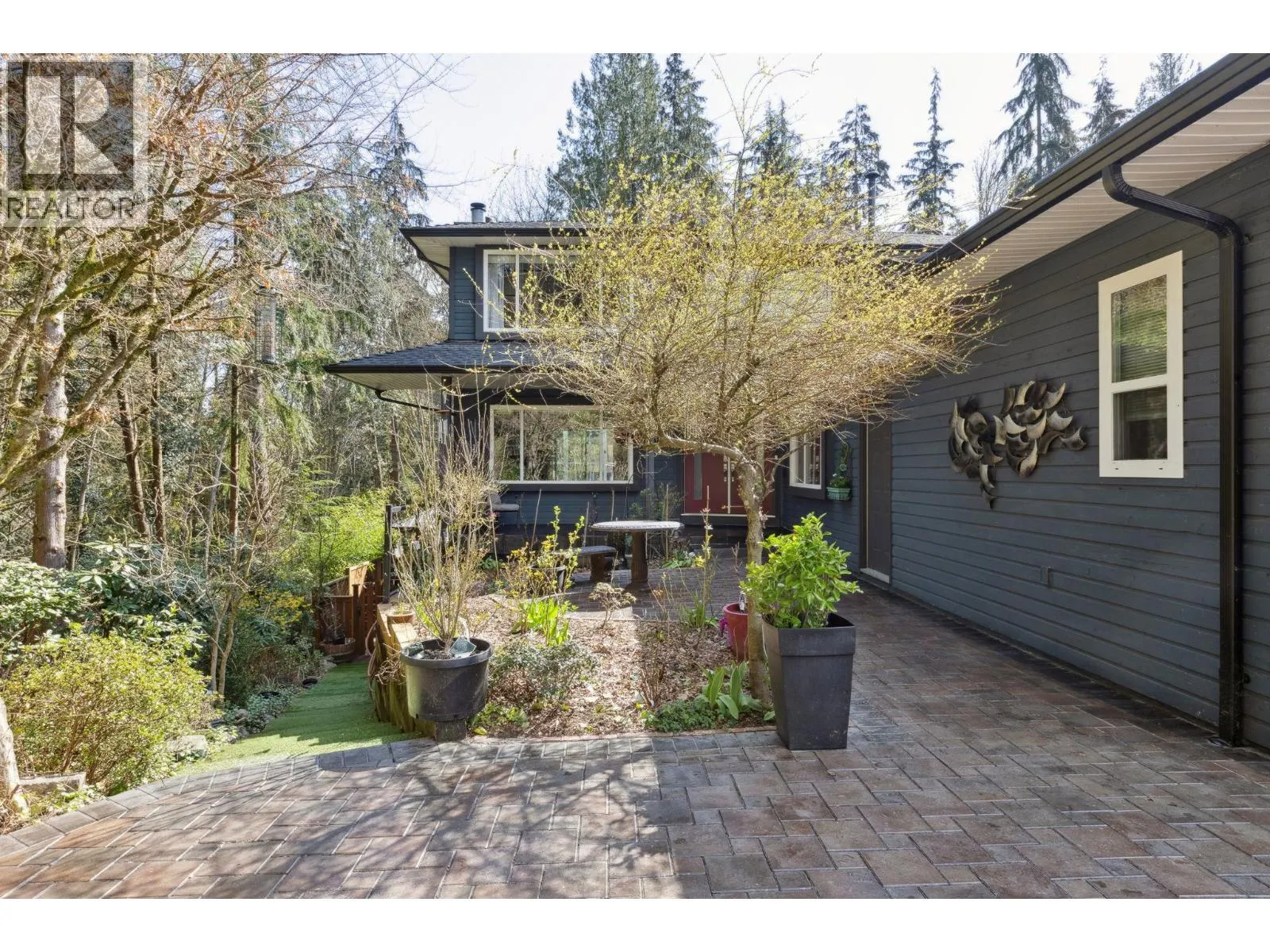 1501 OSTLER COURT