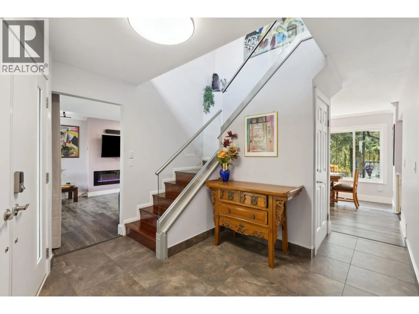 1501 OSTLER COURT