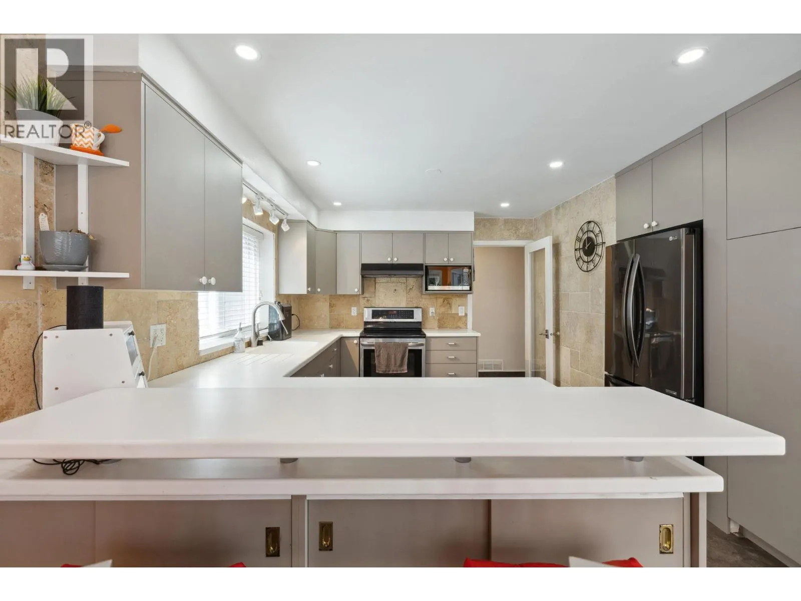 1501 OSTLER COURT