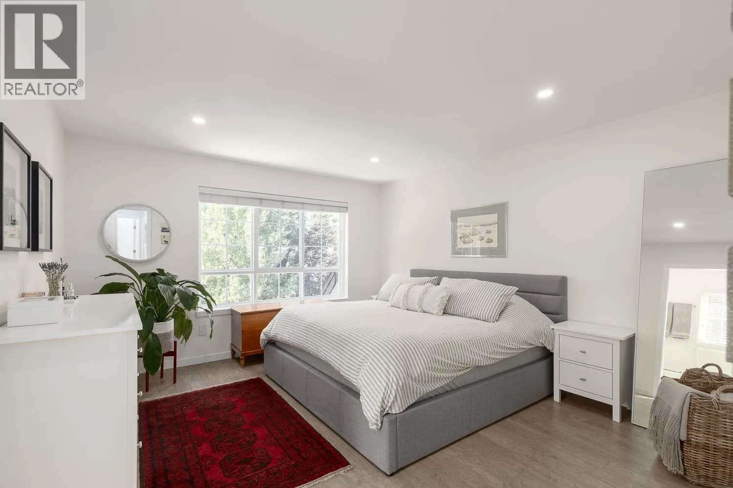 45 2200 PANORAMA DRIVE