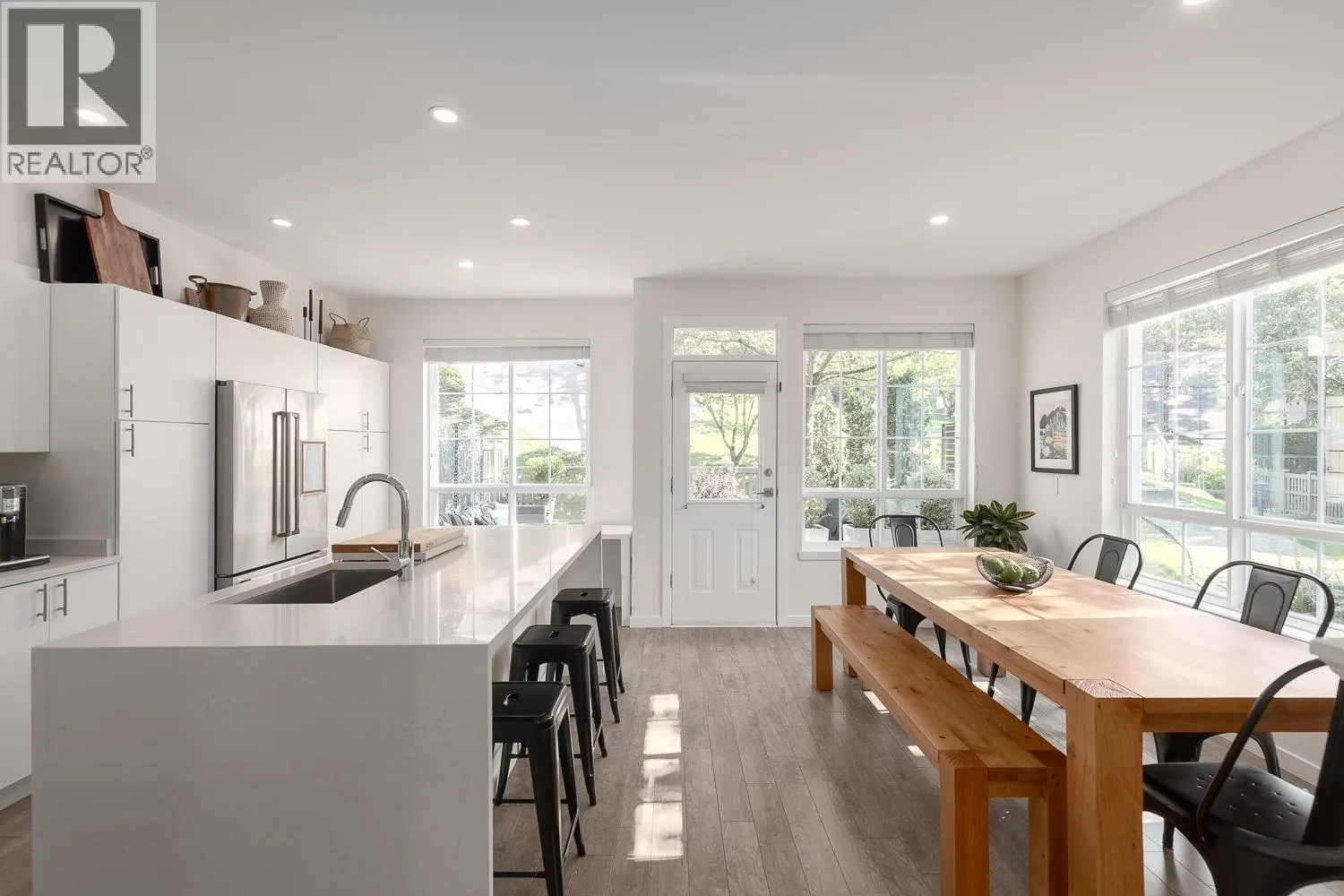 45 2200 PANORAMA DRIVE
