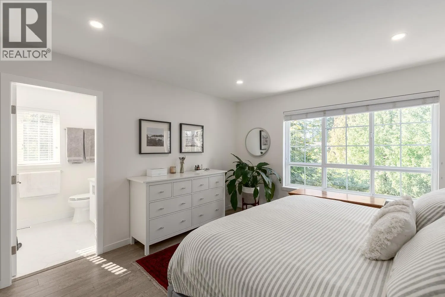 45 2200 PANORAMA DRIVE