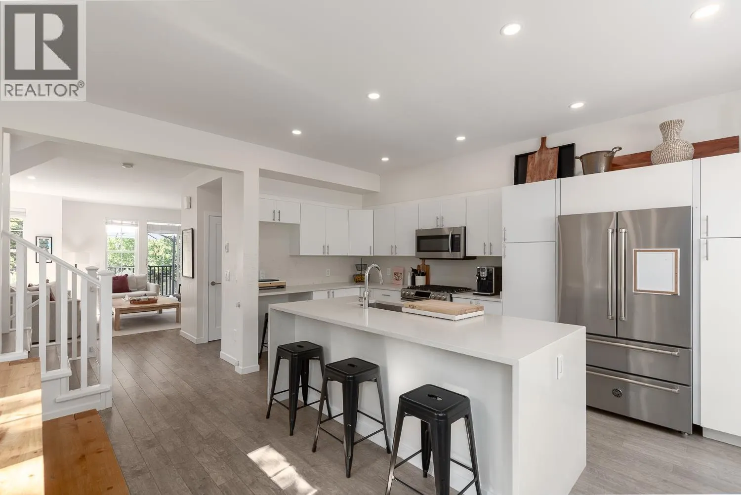 45 2200 PANORAMA DRIVE