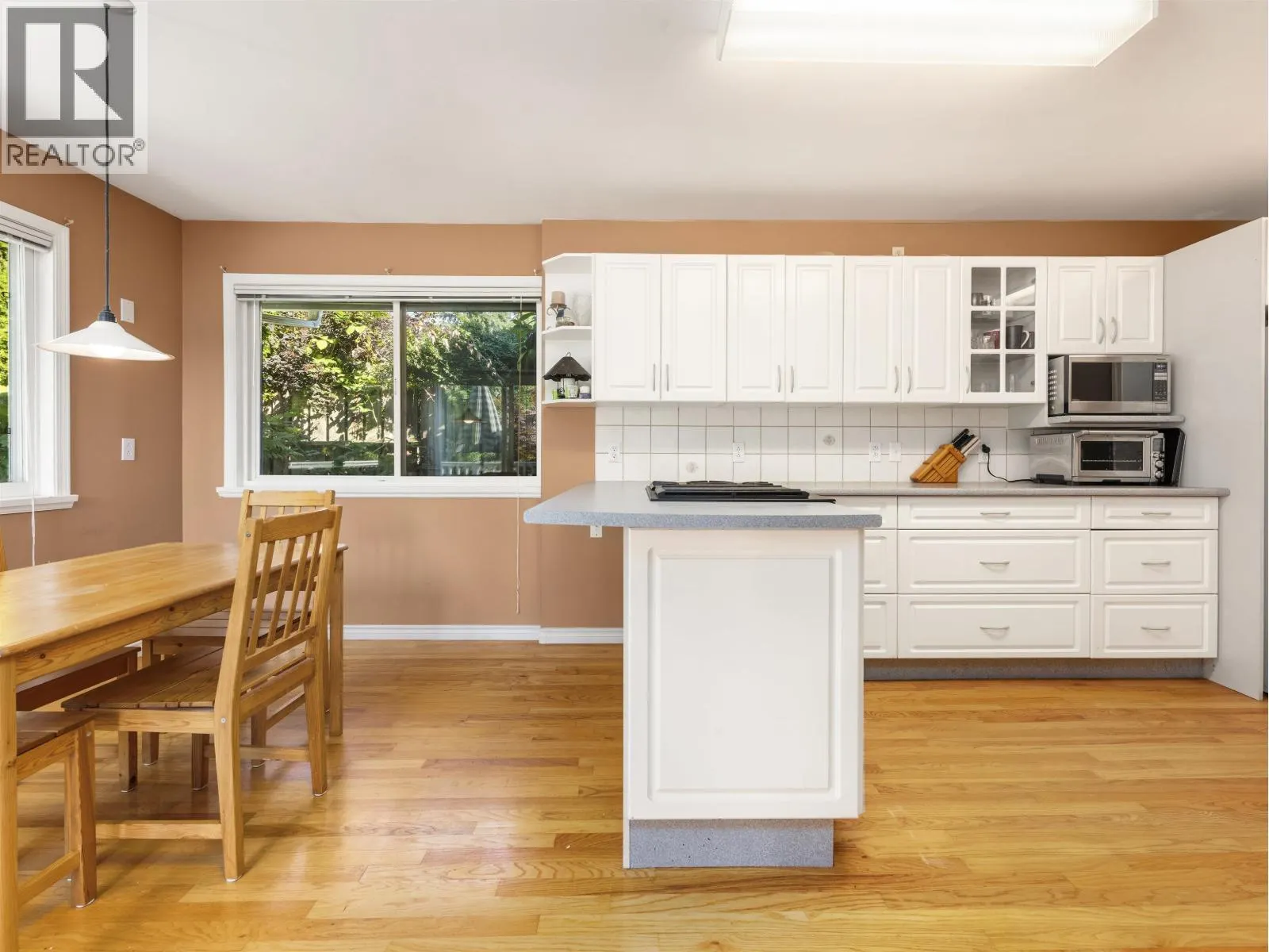 1224 W 23RD STREET
