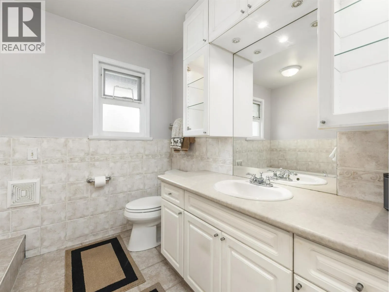 1224 W 23RD STREET