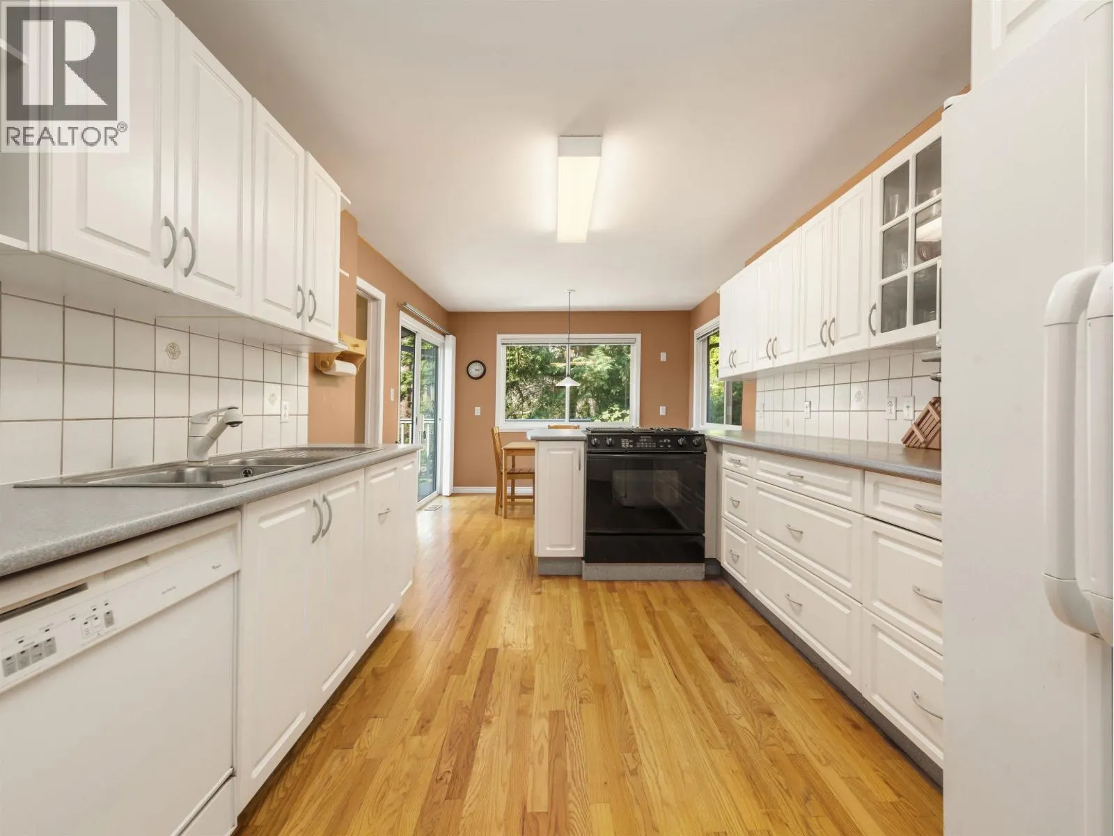1224 W 23RD STREET