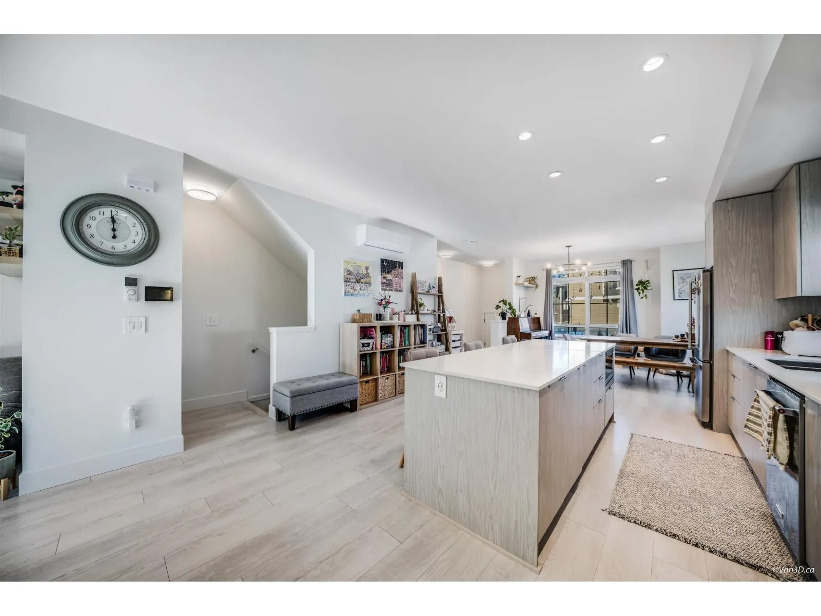 82 2075 OAK MEADOWS DRIVE
