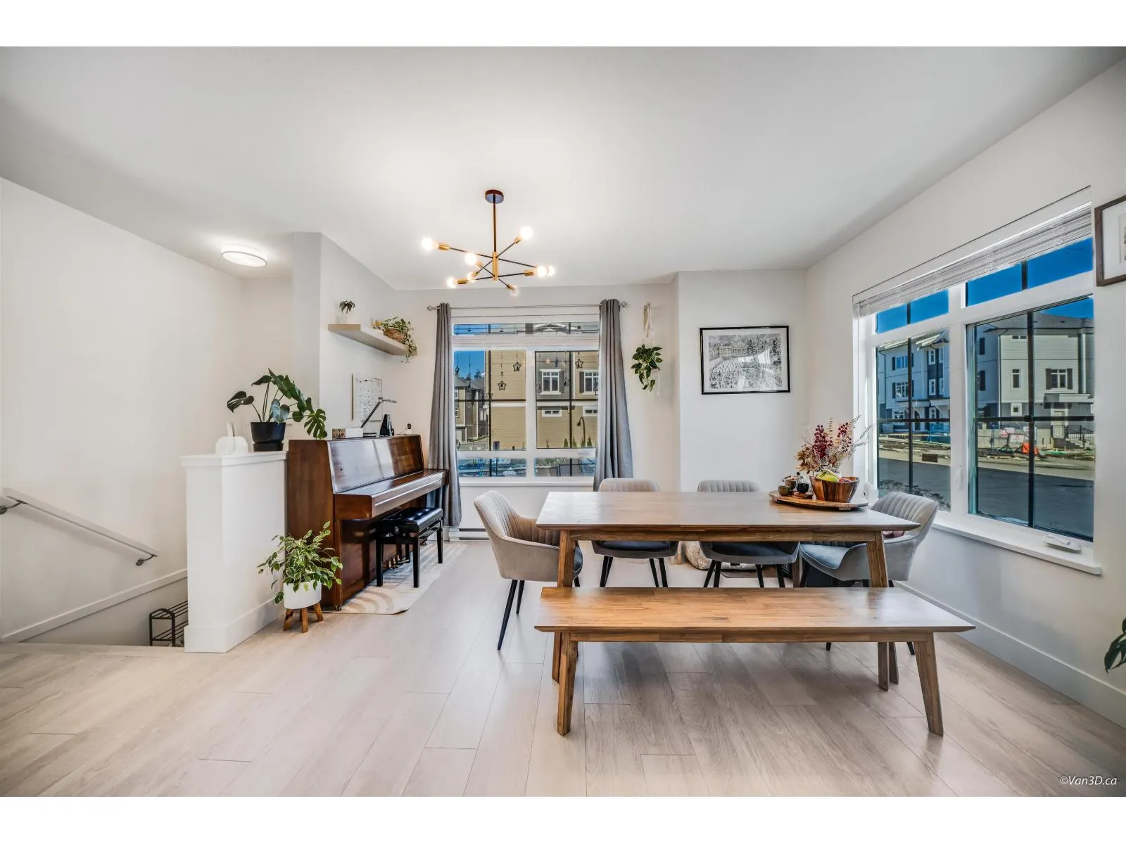 82 2075 OAK MEADOWS DRIVE