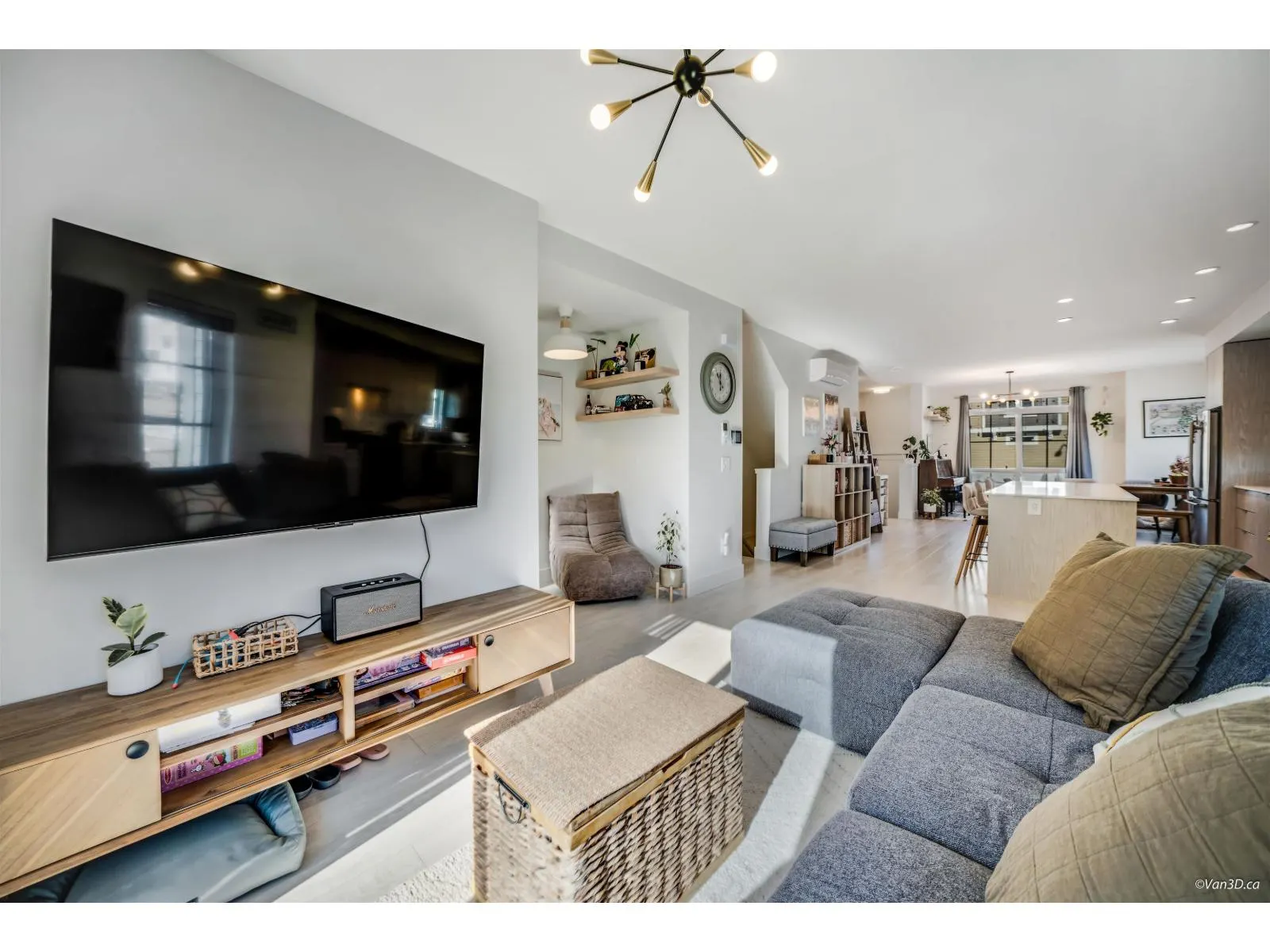 82 2075 OAK MEADOWS DRIVE