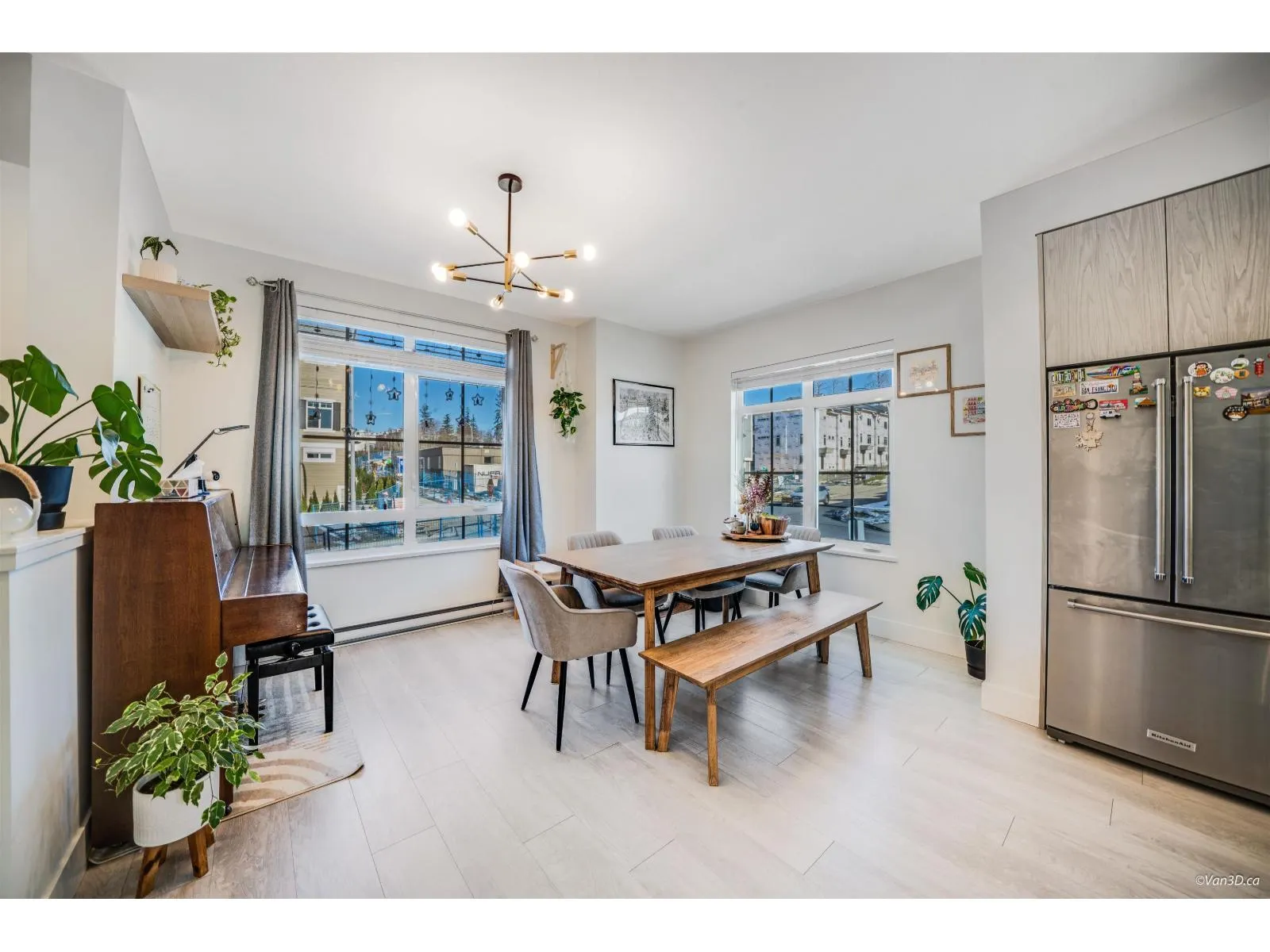 82 2075 OAK MEADOWS DRIVE