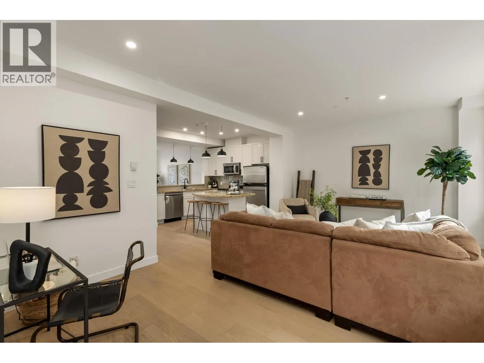 41 40632 GOVERNMENT ROAD