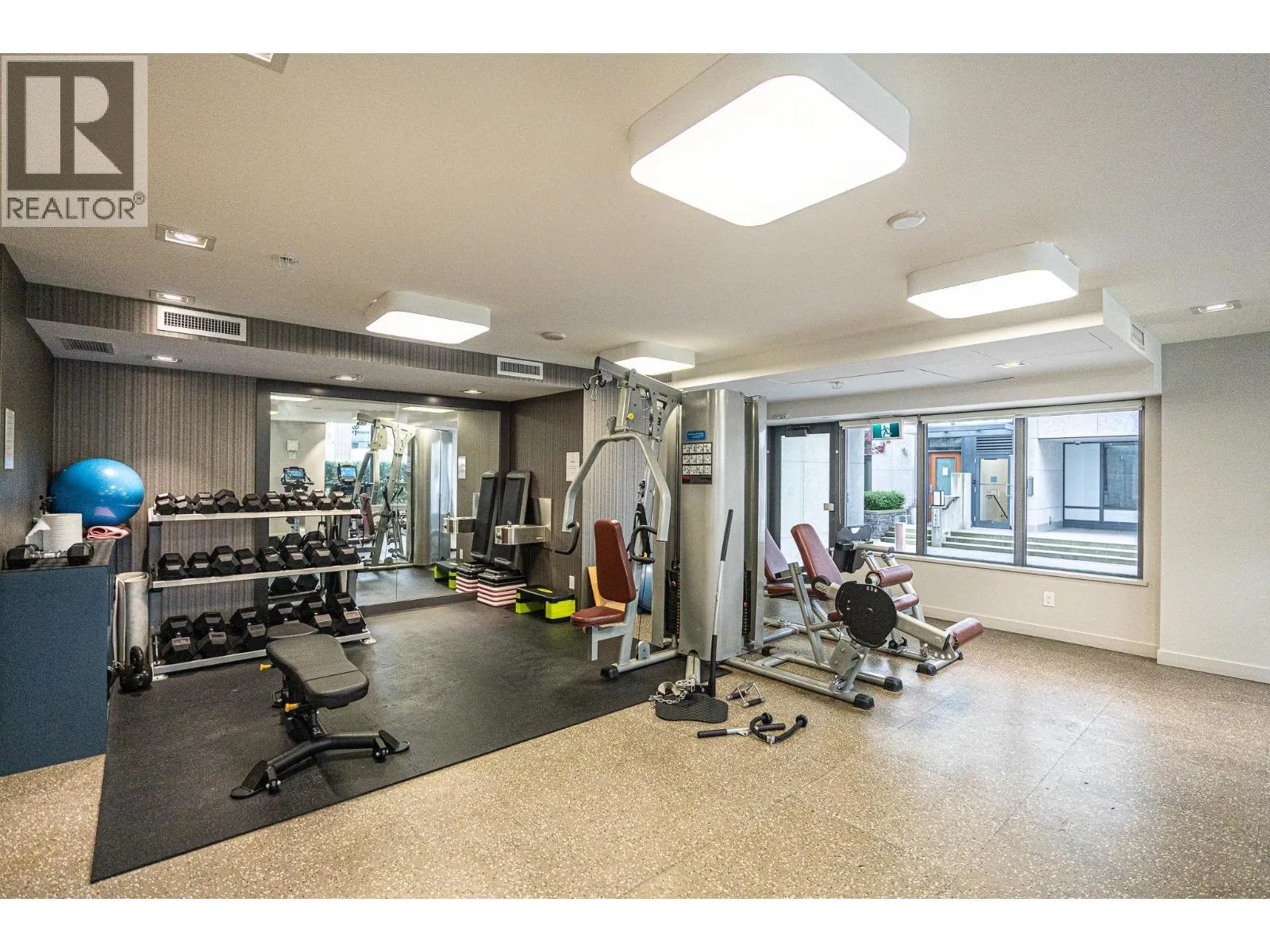 701 1688 PULLMAN PORTER STREET