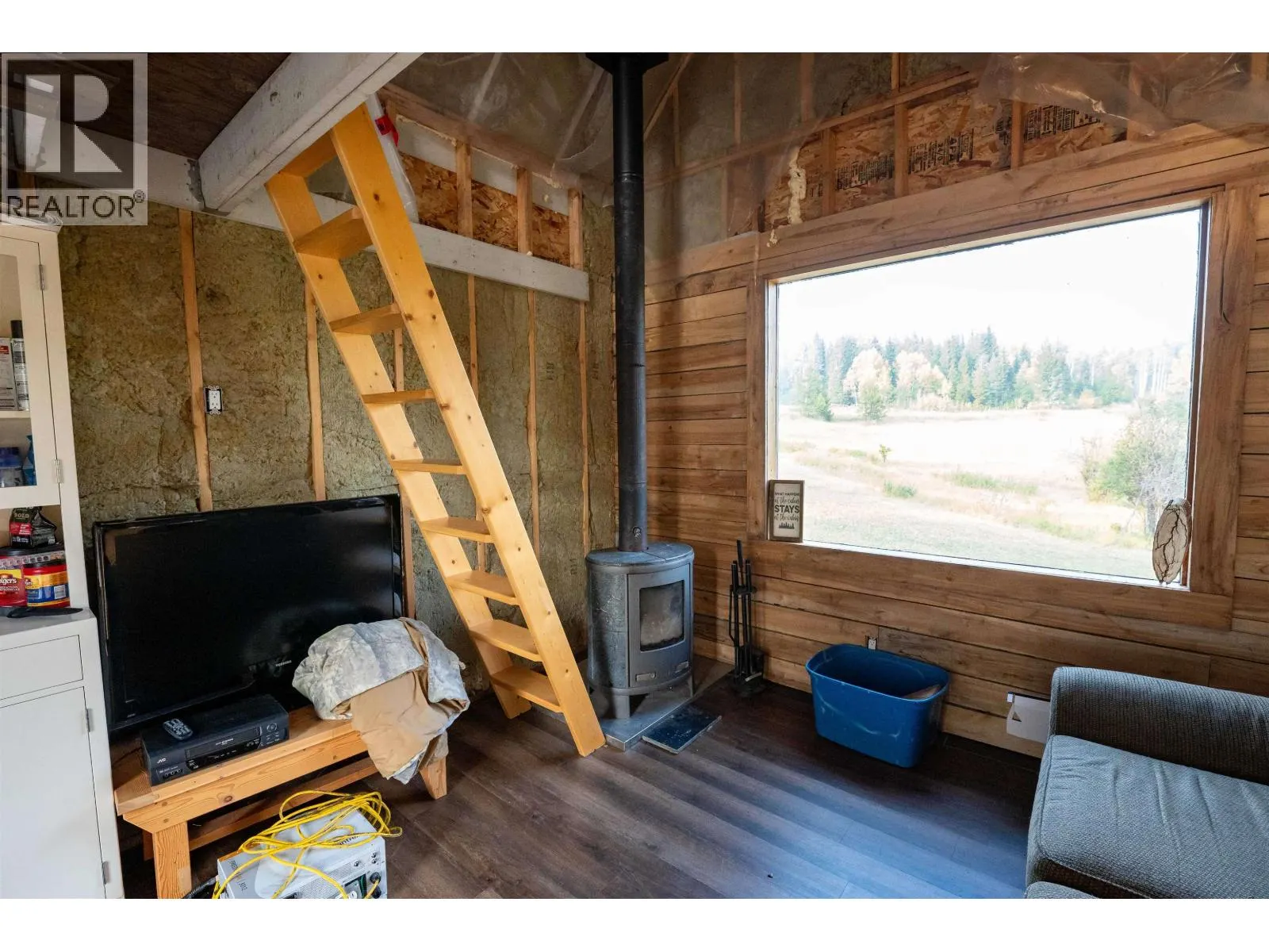 7470 CARIBOO CHALET ROAD