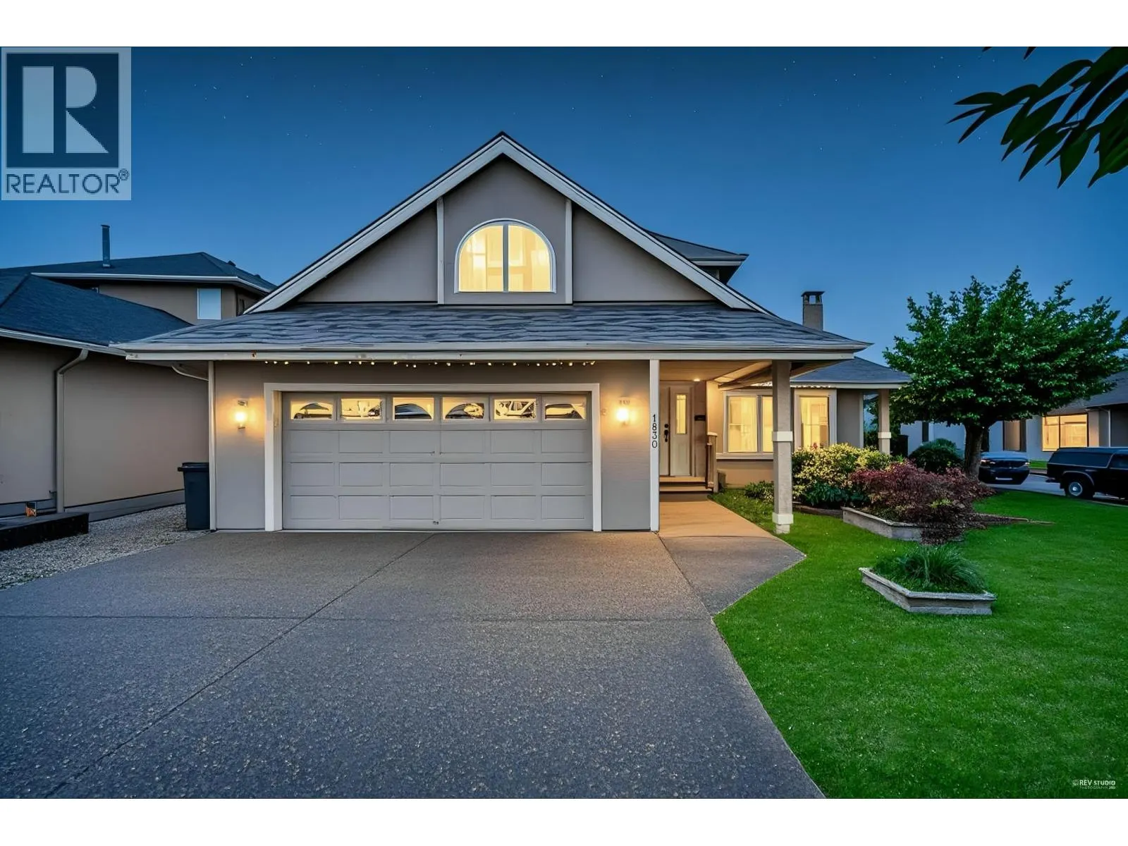 1830 WALNUT CRESCENT
