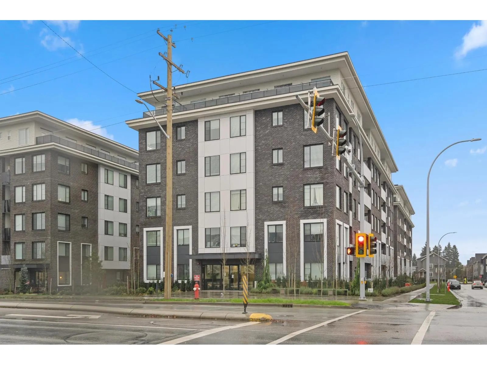 111 15848 FRASER HIGHWAY