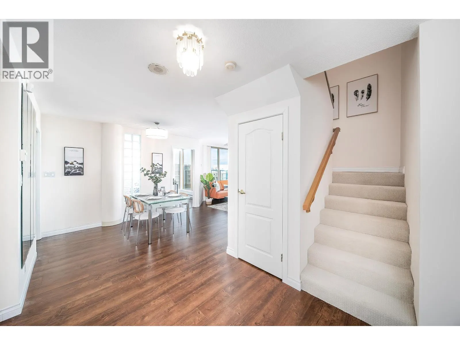1501 8297 SABA ROAD