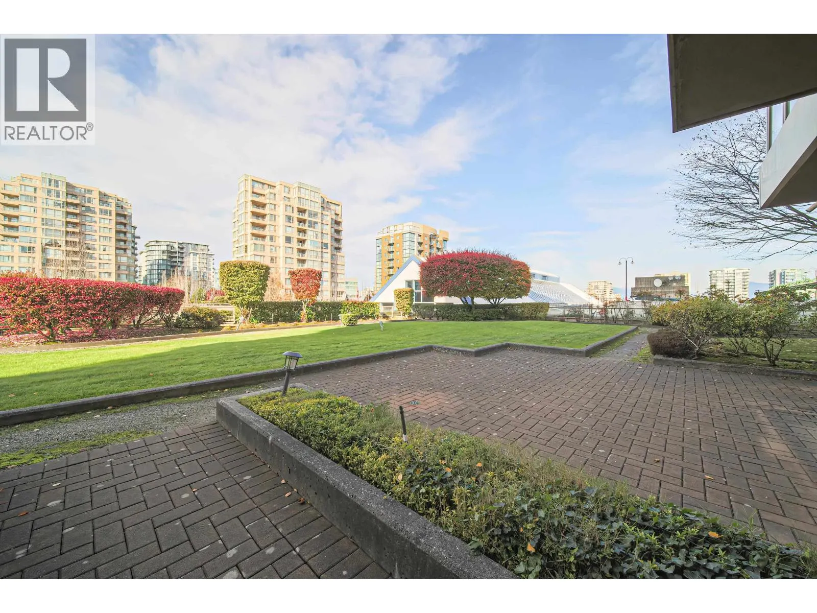 1501 8297 SABA ROAD