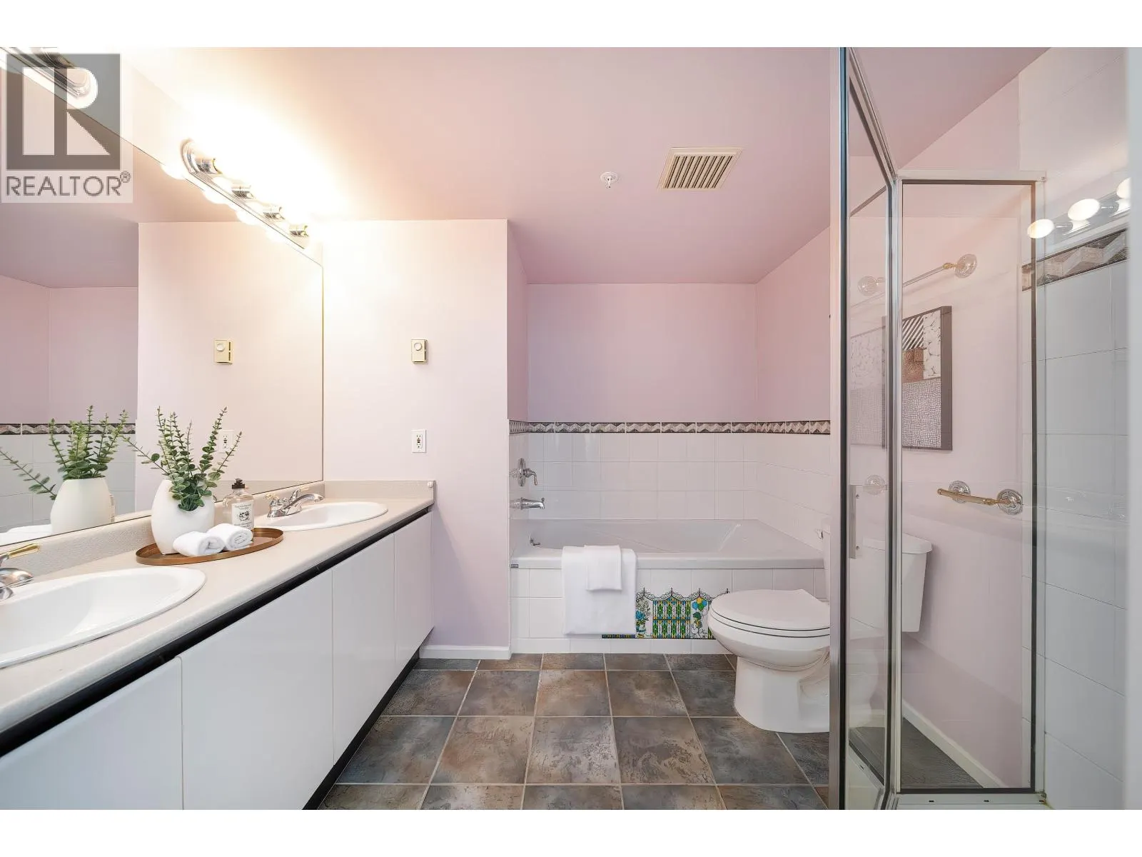 1501 8297 SABA ROAD