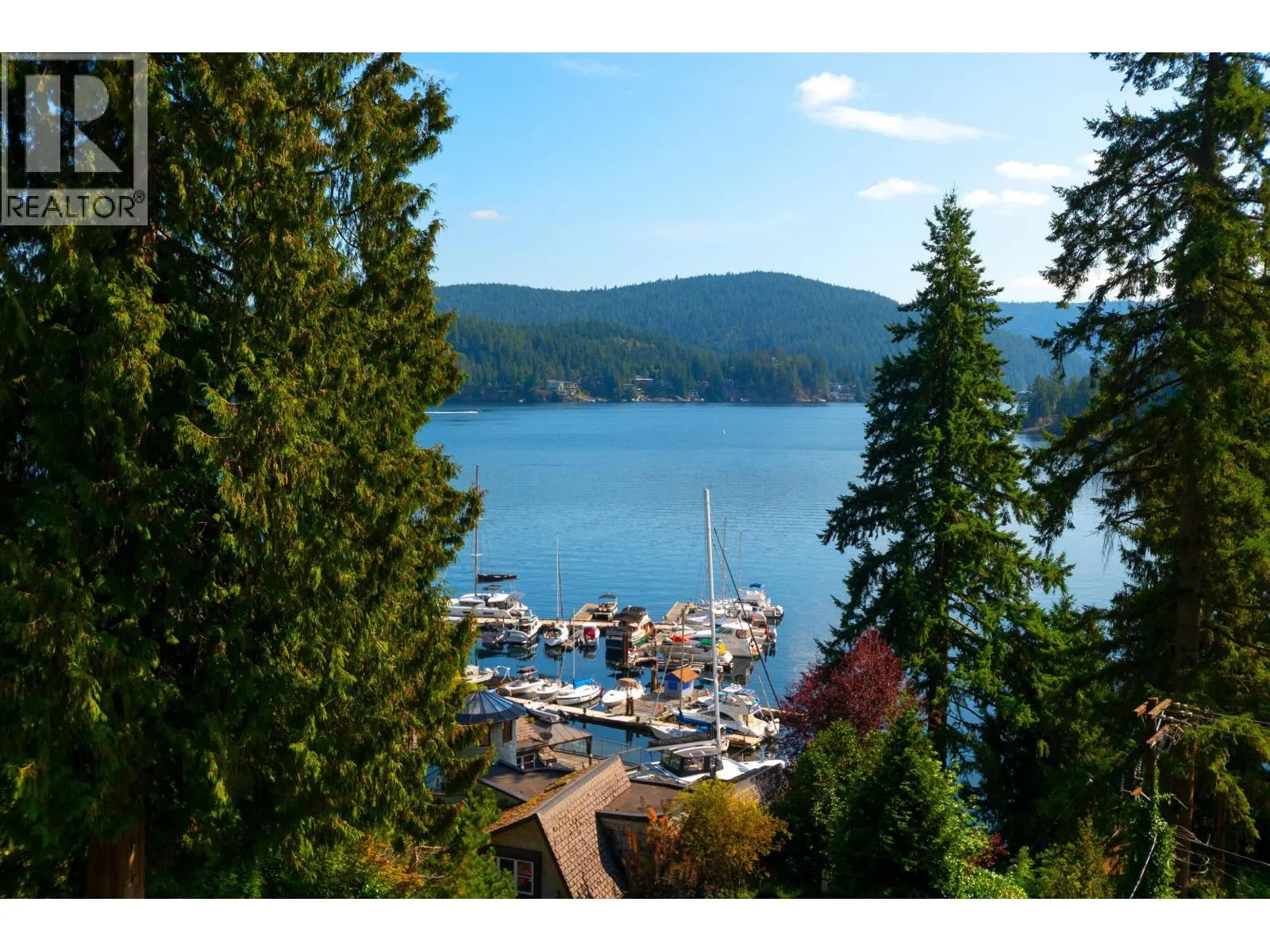 2867 PANORAMA DRIVE