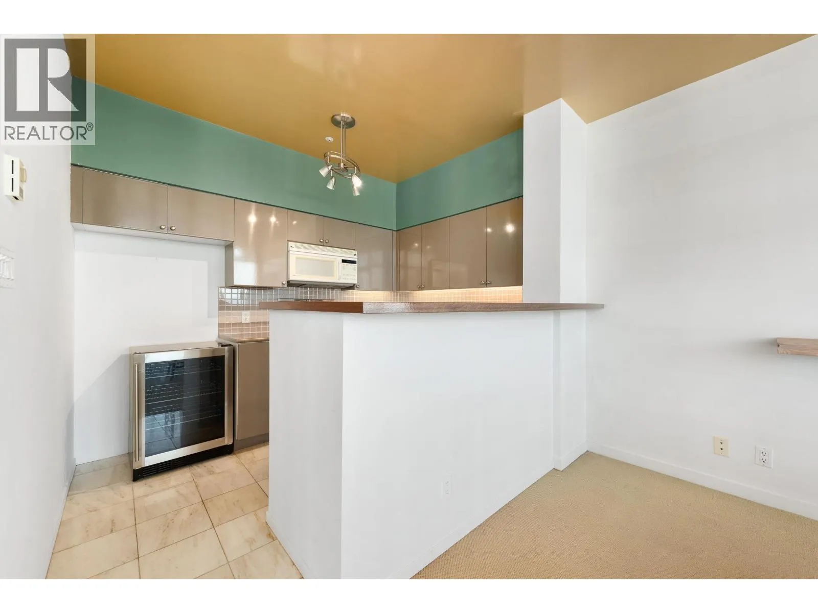 1801 1277 NELSON STREET